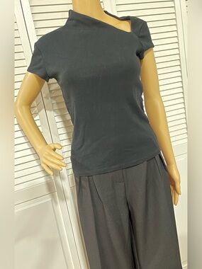 Zara Black Short-Sleeve Ribbed Tee